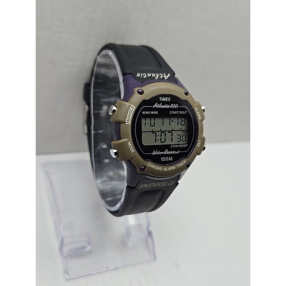 Vintage Timex Atlantis 100 Indiglo Digital Watch Purple Green 100M New Battery - Picture 3 of 11
